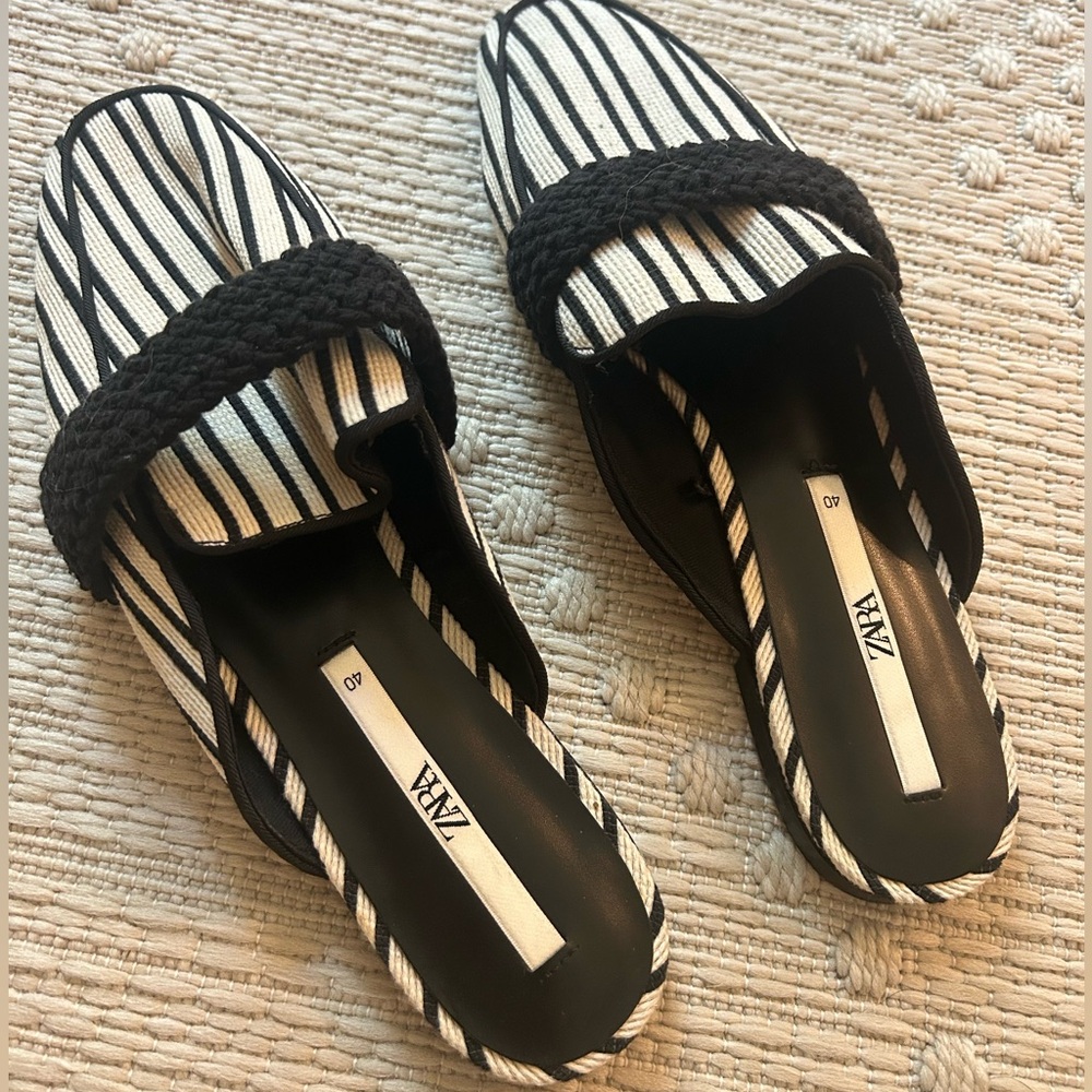 COPY - Zara slip on Mules